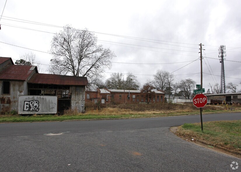 320 N Aycock St, Carrollton, GA à vendre - Photo de l’immeuble – Image 3 sur 3