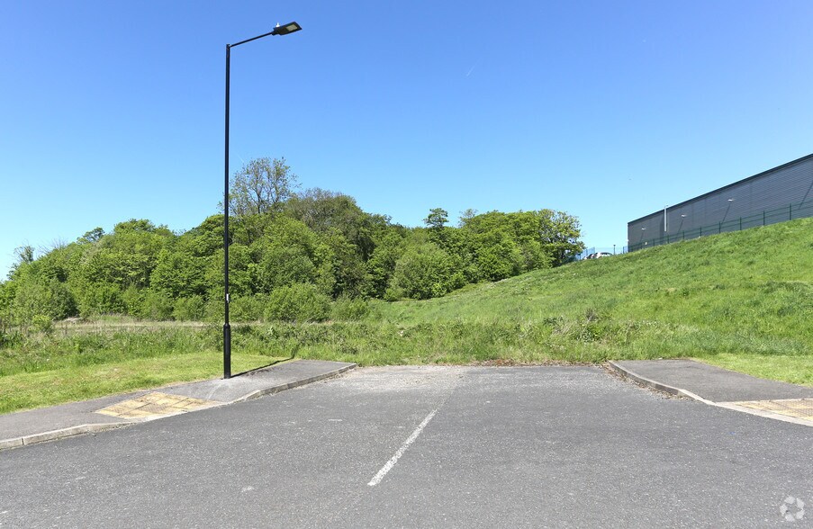Smithy Wood Dr, Chapeltown à vendre - Photo de l’immeuble – Image 3 sur 3