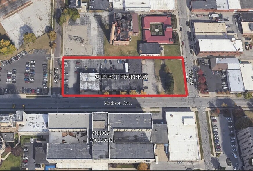 2100 Madison Ave, Toledo, OH à vendre - Aérien – Image 2 sur 2