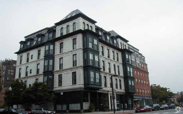 565 Tremont St, Boston, MA à louer - Photo de l’immeuble – Image 3 sur 14