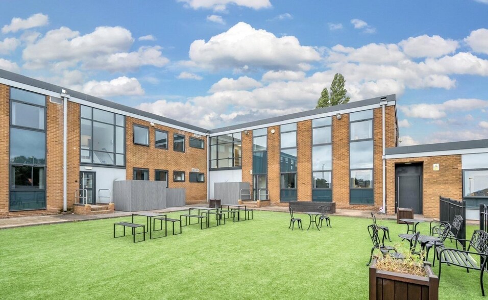 Stourport Rd, Kidderminster à louer - Photo de l’immeuble – Image 3 sur 3