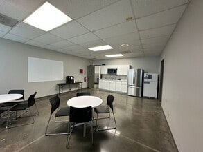 1650 Skyway Dr, Longmont, CO à louer Photo intérieure– Image 2 sur 3