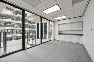 5065-5075 Westheimer Rd, Houston, TX à louer Photo intérieure– Image 2 sur 5