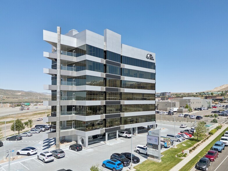 3333 N Digital Dr, Lehi, UT à louer - Photo de l’immeuble – Image 2 sur 8