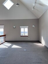 2407-2417 Lancaster Ave, Wilmington, DE à louer Photo intérieure– Image 2 sur 5