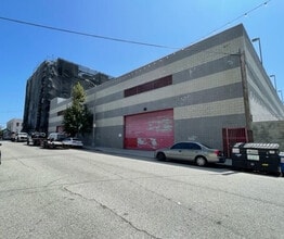 460 W 5th St, San Pedro, CA à louer Photo de l’immeuble– Image 2 sur 2