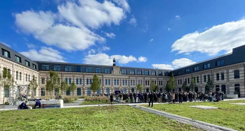 Bureau dans Rouen à louer - Photo de l’immeuble – Image 2 sur 9