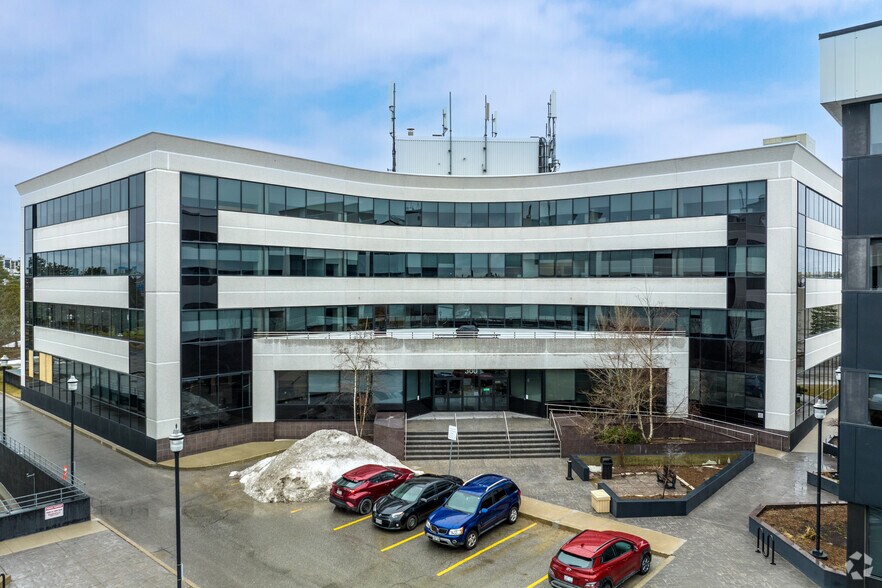 300 Town Centre Blvd N, Markham, ON à louer - Photo de l’immeuble – Image 1 sur 5