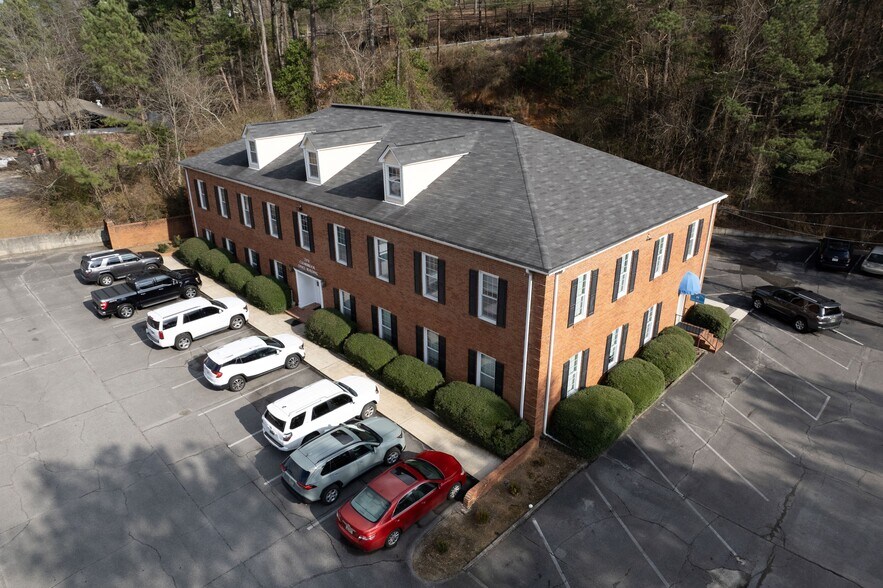 2170 Clearbrook Rd, Birmingham, AL à vendre - Photo de l’immeuble – Image 2 sur 11