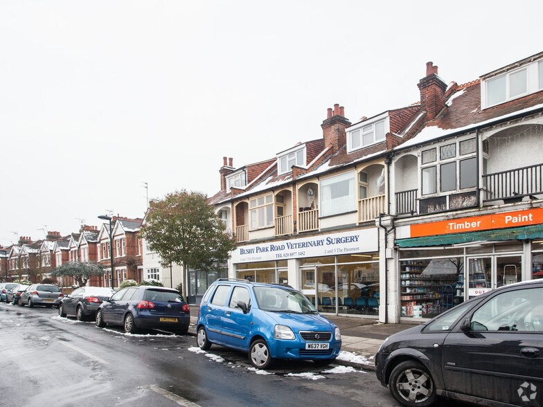 Bushy Park Rd, Teddington à vendre - Photo de l’immeuble – Image 3 sur 5