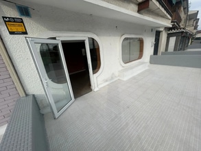 Local commercial dans Torrelodones, Madrid à louer Photo de l’immeuble– Image 1 sur 7