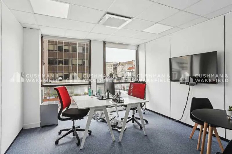 Bureau dans Neuilly-sur-Seine à louer - Photo de l’immeuble – Image 3 sur 13