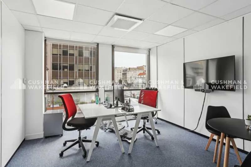 Bureau dans Neuilly-sur-Seine à louer - Photo intérieure – Image 3 sur 13