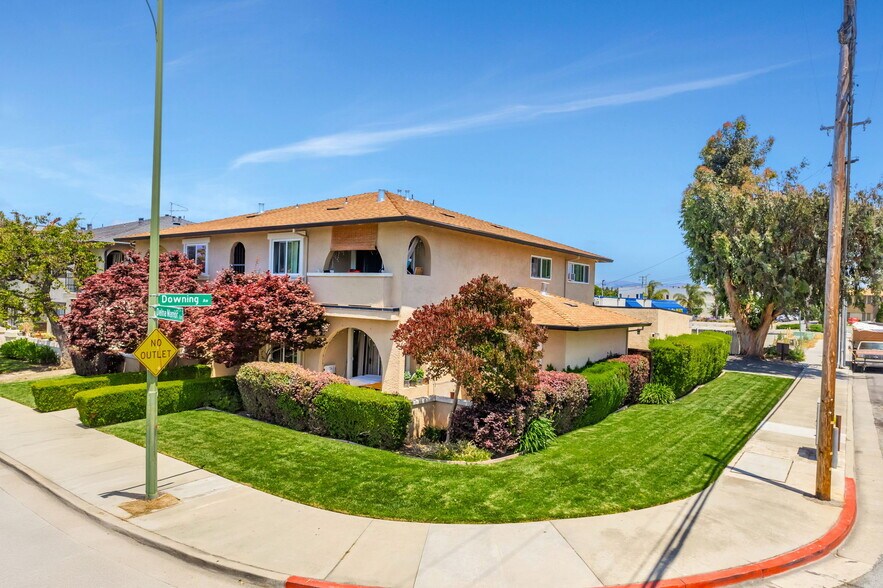 1144 Delna Manor Ln, San Jose, CA à vendre - Photo de l’immeuble – Image 2 sur 16