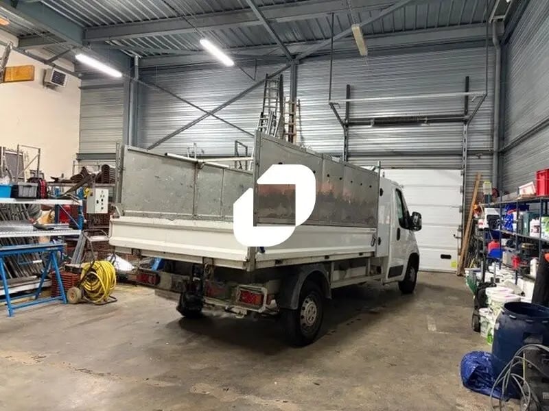 Rue Costes Et Bellonte, Mantes-la-Jolie à louer Photo intérieure– Image 1 sur 8