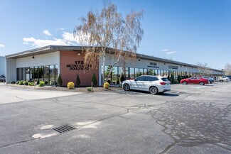 Plus de détails pour 175 Metro Center Blvd, Warwick, RI - Bureau à vendre
