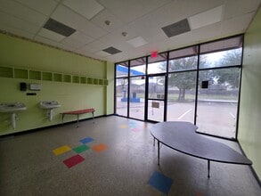 15211 Fondren Rd, Missouri City, TX à louer Photo intérieure– Image 2 sur 9