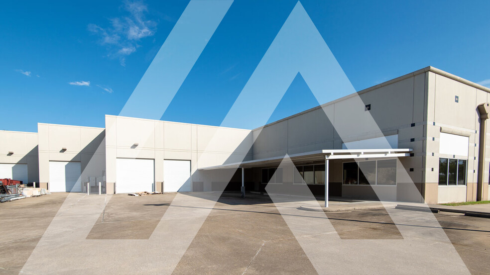 655-695 Industrial Blvd, Sugar Land, TX à louer - Photo de l’immeuble – Image 2 sur 4