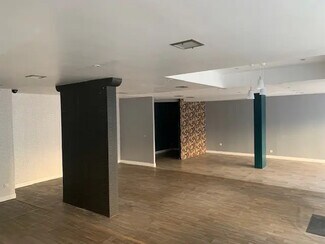 Plus de détails pour Local commercial à louer