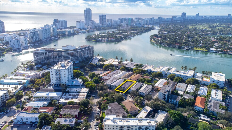 960 Biarritz Dr, Miami Beach, FL à vendre - Aérien – Image 2 sur 34