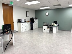 21515 Hawthorne Blvd, Torrance, CA à louer Photo intérieure– Image 2 sur 4