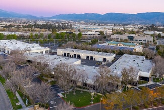 Plus de détails pour 720 E Carnegie Dr, San Bernardino, CA - Bureau, Local d'activités à louer