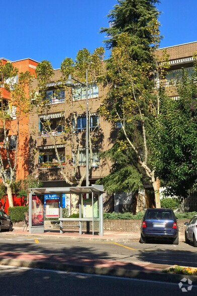 Paseo Chopera, 92, Alcobendas, Madrid à louer - Photo de l’immeuble – Image 2 sur 2