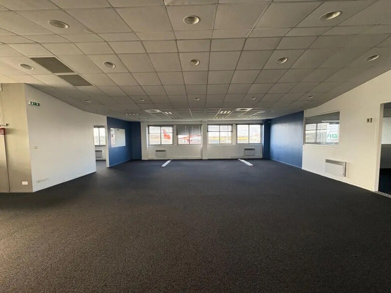 Local d'activités dans Bouguenais à vendre - Photo intérieure – Image 3 sur 20