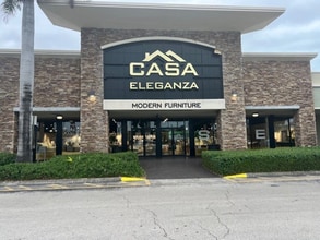 3569-3885 NE 163rd St, North Miami Beach, FL à louer Photo de l’immeuble– Image 1 sur 5