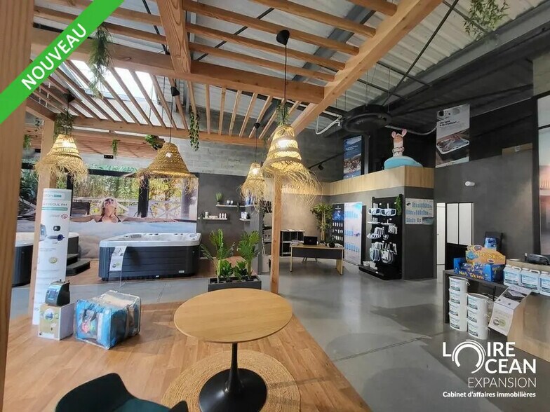 Local commercial dans Saint-Brevin-les-Pins à vendre - Photo de l’immeuble – Image 3 sur 8