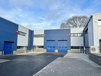 Plus de détails pour 1-9 Winchester Hl, Romsey - Industriel/Logistique à louer