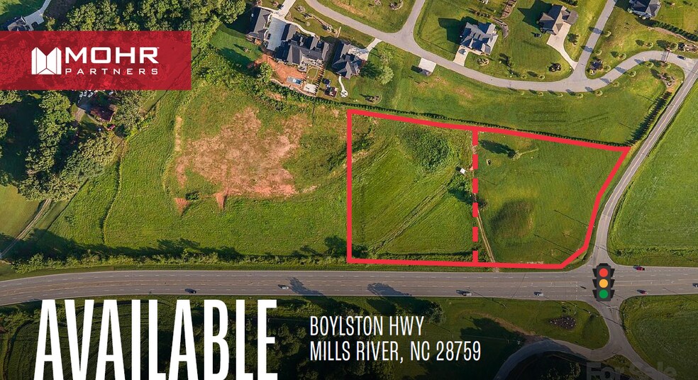 5824 Boylston Hwy, Mills River, NC à vendre - Photo principale – Image 1 sur 6