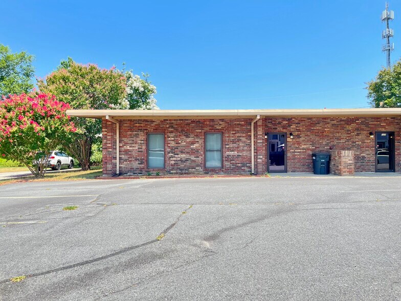 137 Shadow Oaks Dr, North Little Rock, AR à louer - Photo de l’immeuble – Image 2 sur 20