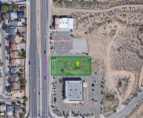 2210 Unser Blvd NW, Albuquerque, NM à louer Photo principale– Image 1 sur 2
