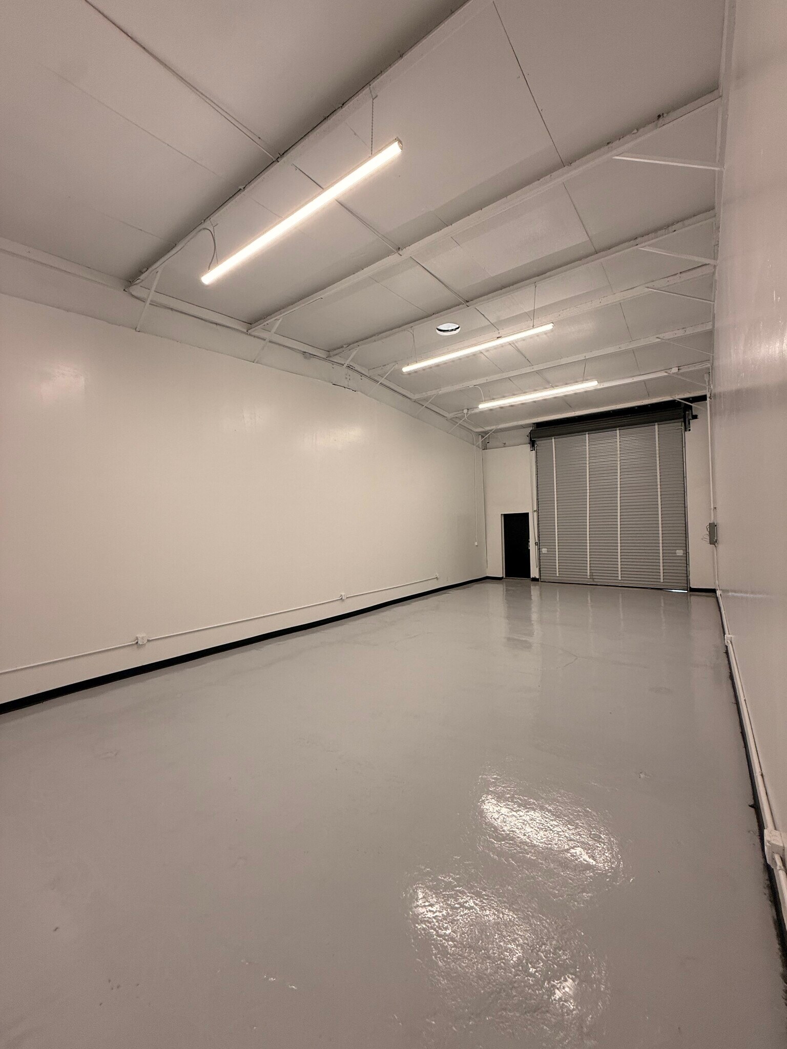 815-831 Warrington Ave, Redwood City, CA à louer Photo intérieure– Image 1 sur 13