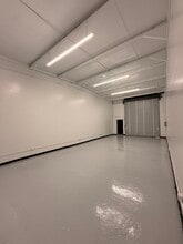 815-831 Warrington Ave, Redwood City, CA à louer Photo intérieure– Image 1 sur 13