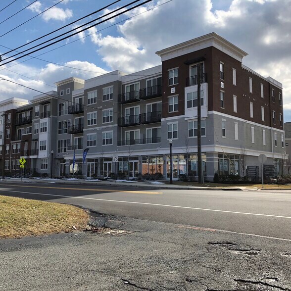 1126 Patriot Way, Eastampton, NJ à louer - Photo de l’immeuble – Image 1 sur 1