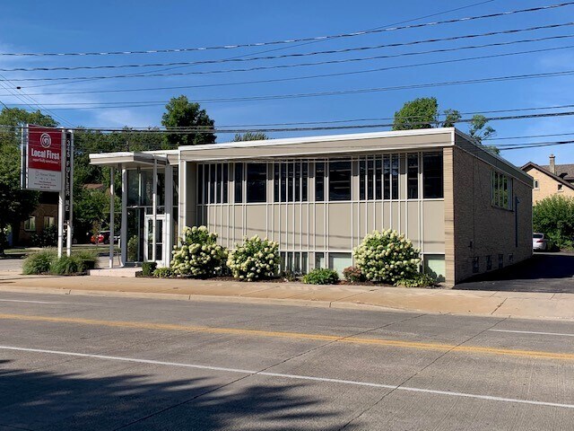 345 Fuller Ave NE, Grand Rapids, MI à louer - Photo de l’immeuble – Image 1 sur 4
