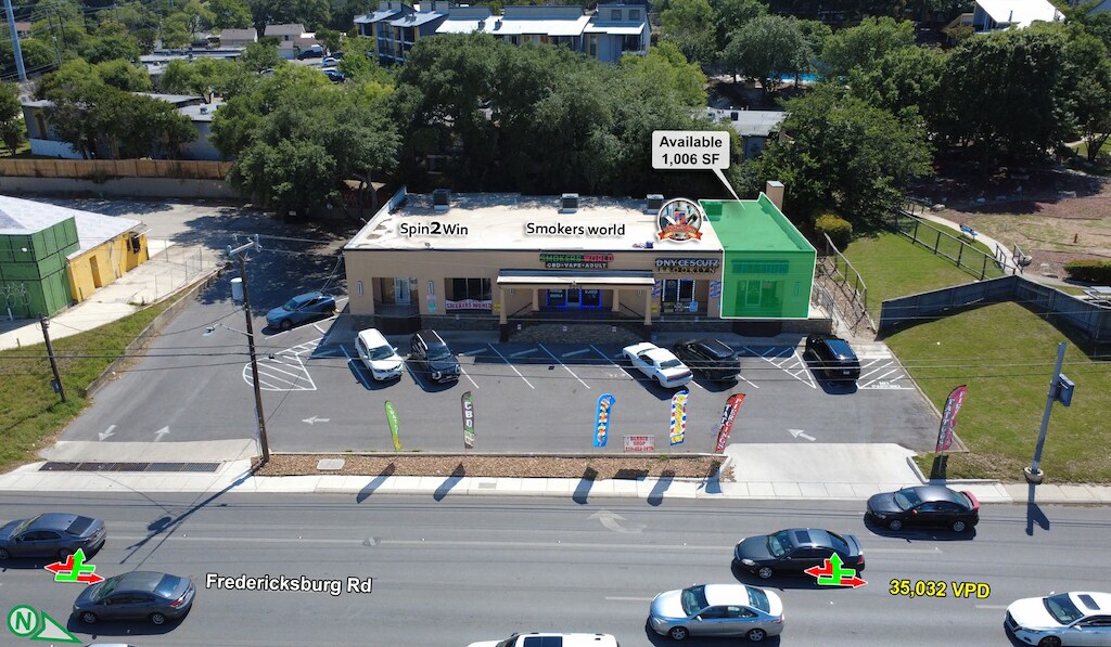 5205 Fredericksburg Rd, San Antonio, TX à louer Photo de l’immeuble– Image 1 sur 6