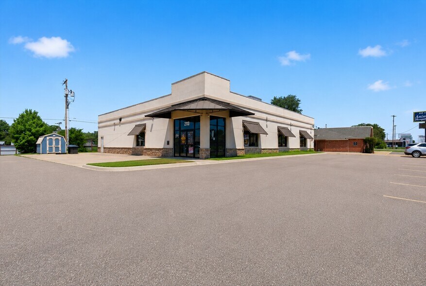 2113 S Air Depot Blvd, Oklahoma City, OK à vendre - Photo de l’immeuble – Image 2 sur 27