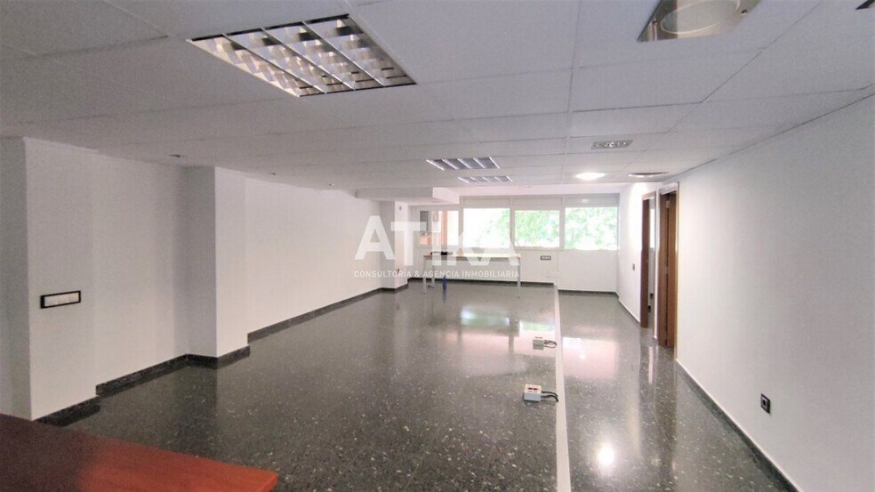 Bureau dans Ontinyent, Valencia à louer - Photo intérieure – Image 2 sur 11