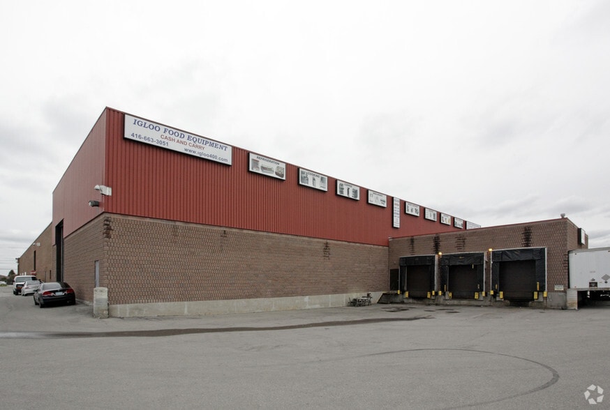 370 Norfinch Dr, Toronto, ON à louer - Photo principale – Image 1 sur 2