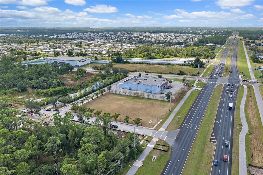 12630 Tamiami Trl, North Port, FL à louer - Aérien – Image 3 sur 29