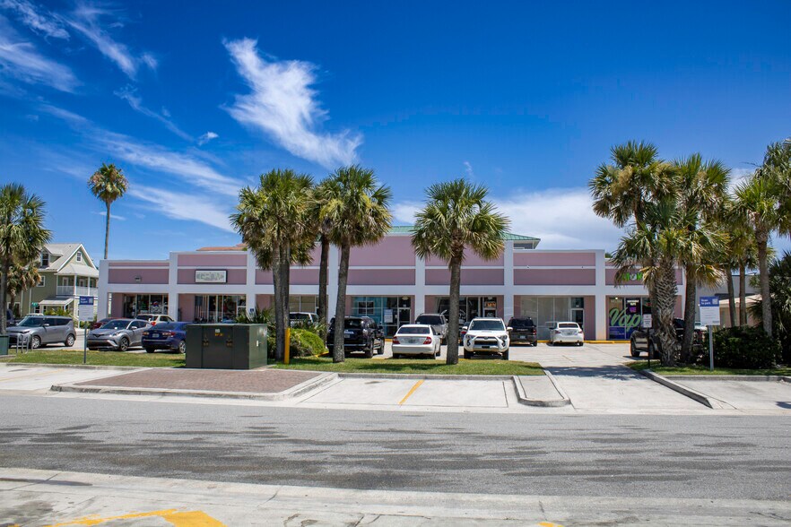 204-216 S 3rd Ave, Jacksonville Beach, FL à louer - Photo de l’immeuble – Image 3 sur 4