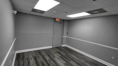 21113 Johnson St, Pembroke Pines, FL à louer Photo intérieure– Image 2 sur 4