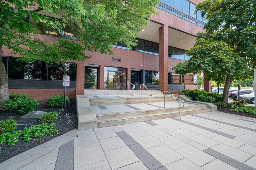 5500 Cherokee Ave, Alexandria, VA à louer - Photo de l’immeuble – Image 2 sur 14