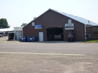 Plus de détails pour 108 N Renville St, Winthrop, MN - Industriel/Logistique à vendre