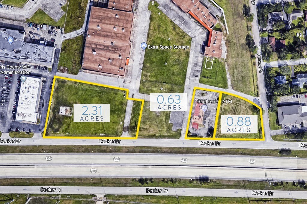 RES 1 West Town Shopping Center PH 2, Decker Dr, Baytown, TX à vendre Aérien– Image 1 sur 10