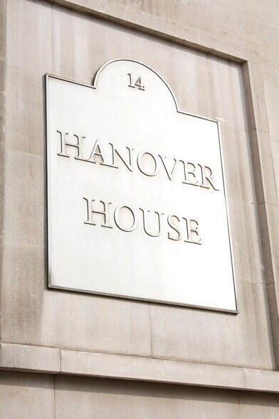 14 Hanover Sq, Londres à louer - Photo de l’immeuble – Image 3 sur 21