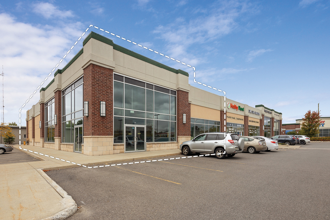 590-650 Industrial Ave, Ottawa, ON à louer Photo de l’immeuble– Image 1 sur 15
